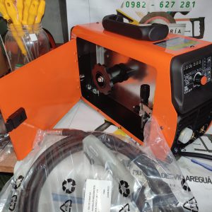 Soldador 4 en 1 MIG MMA FLUX y TIG LIFTH marca GARDEX 200 Amper