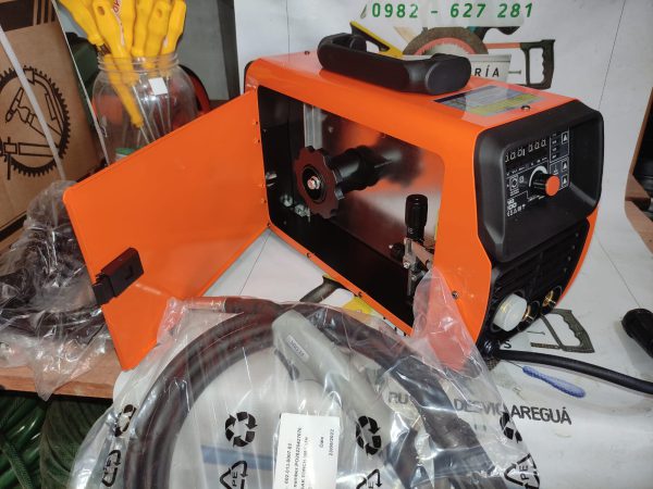 Soldador 4 en 1 MIG MMA FLUX y TIG LIFTH marca GARDEX 200 Amper