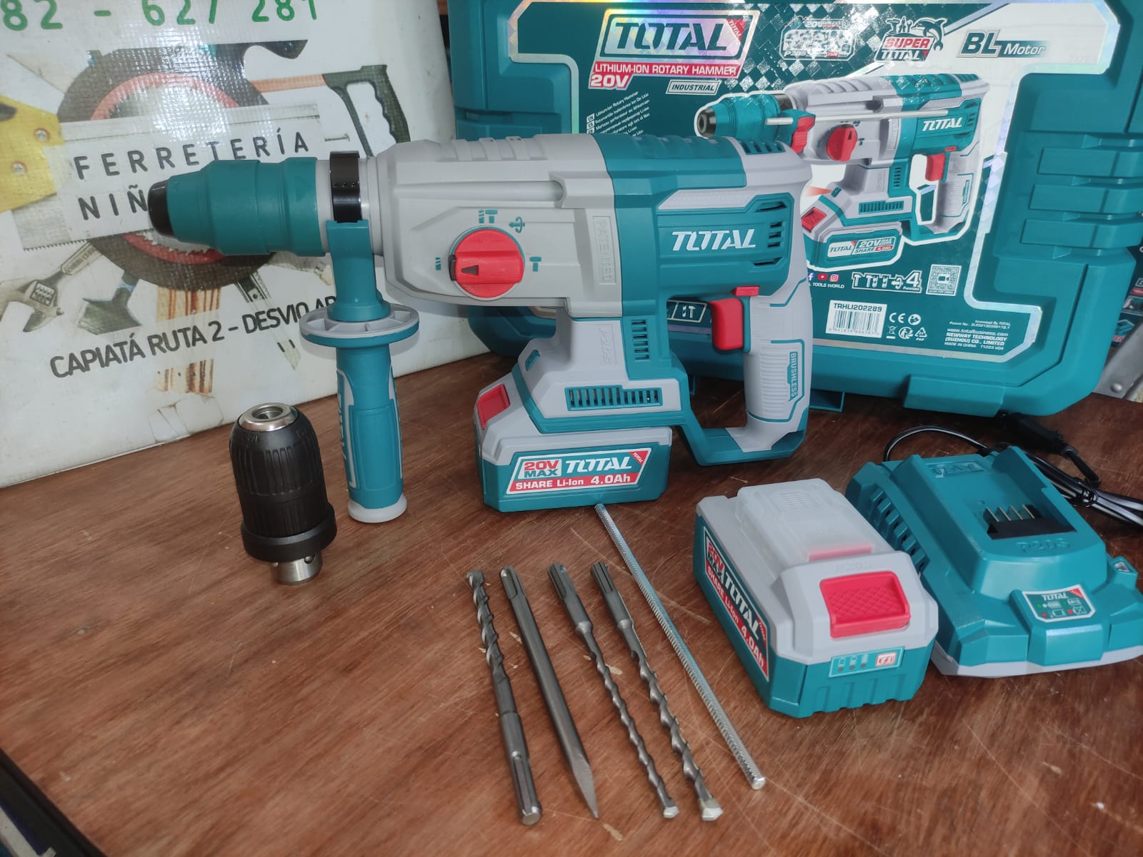 TOTAL MARTILLO ROTOMARTILLO DEMOLEDOR TRHLI202289 20V 4AH