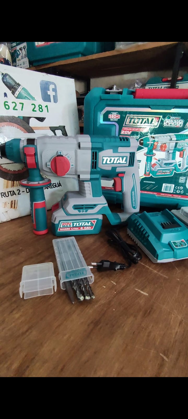 TOTAL MARTILLO ROTATIVO 22MM 20V BAT 4AH TRHLI212282