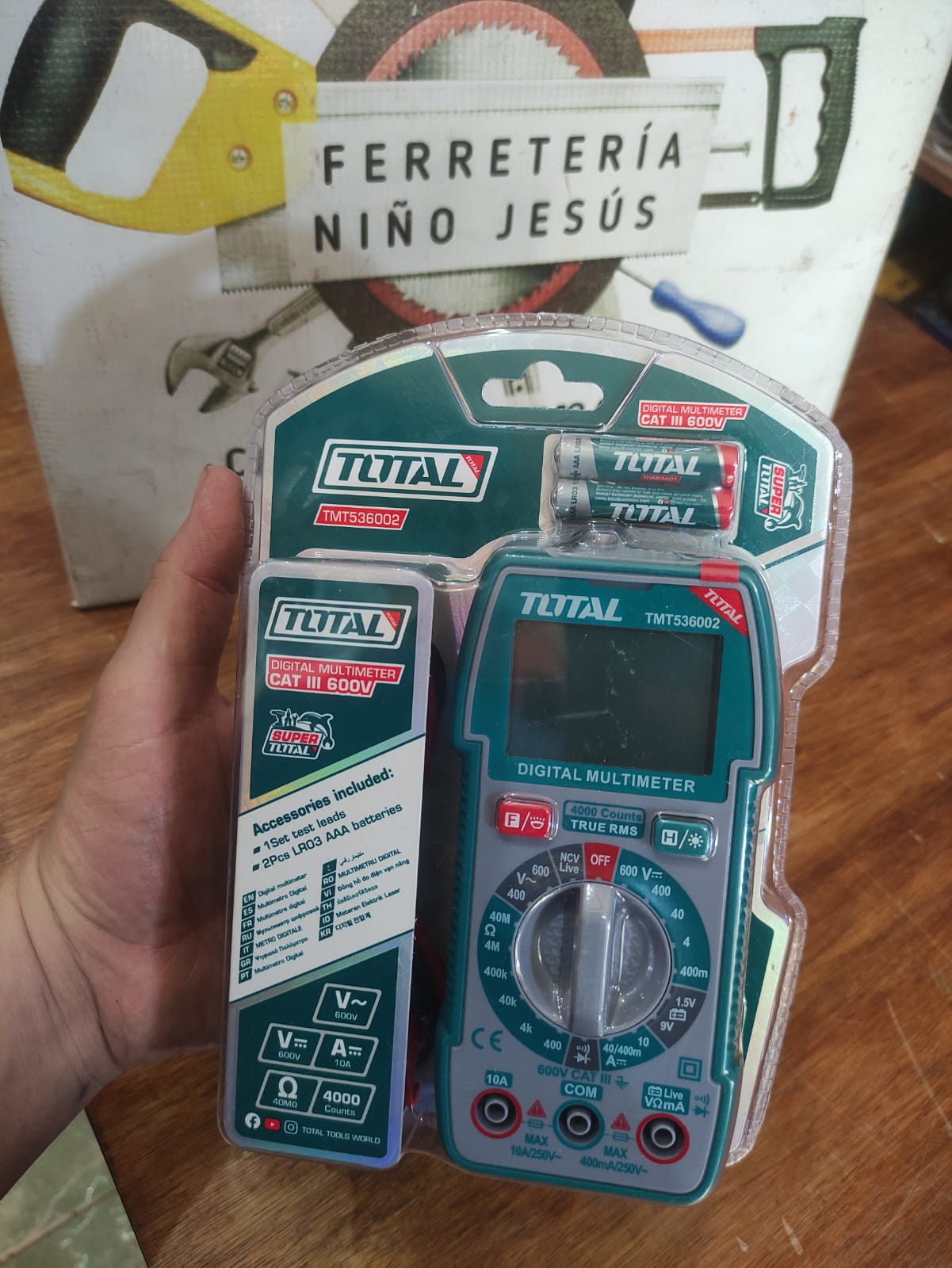 TOTAL MULTÍMETRO DIGITAL 600V TMT536002