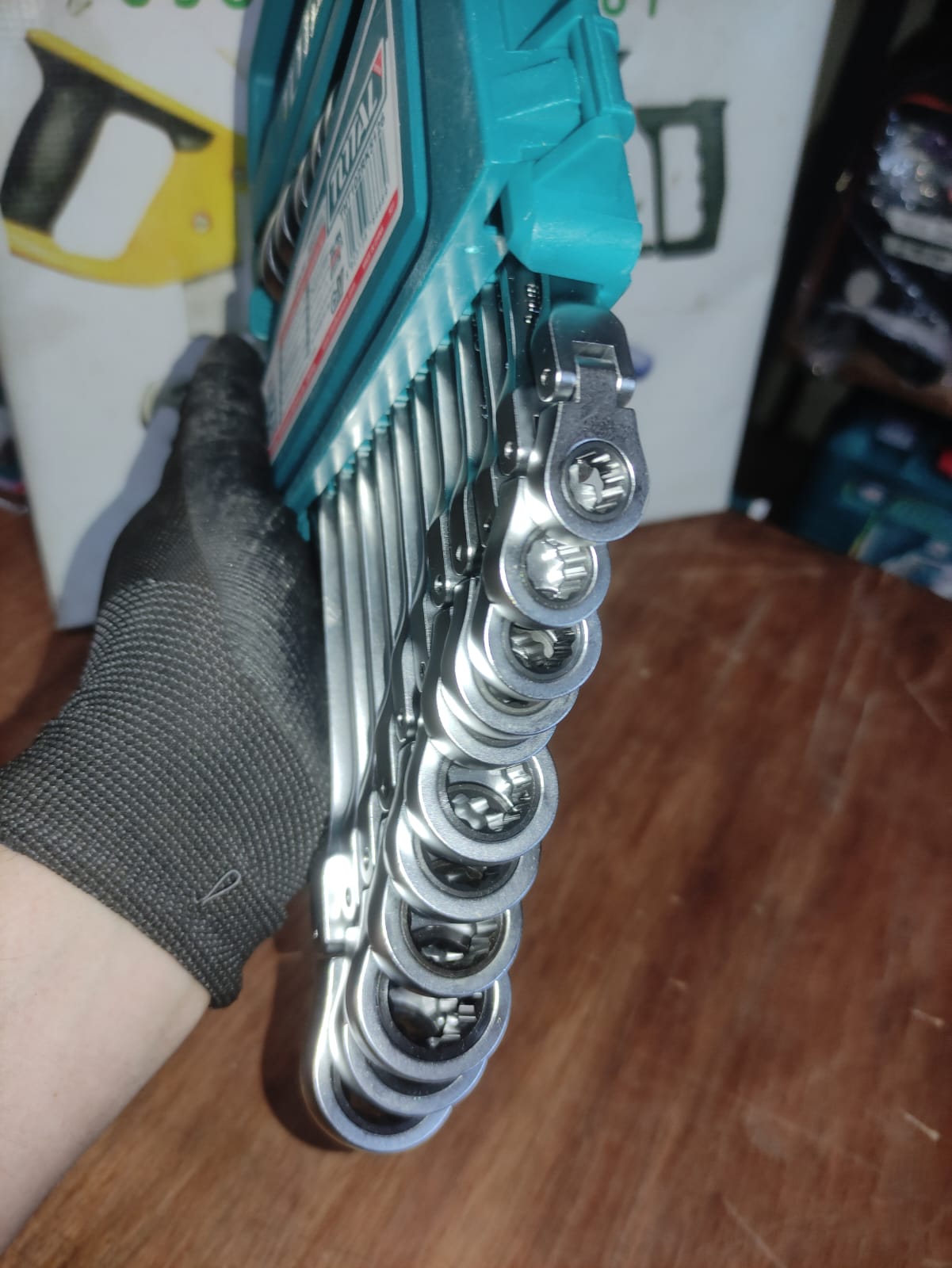 TOTAL LLAVE COMBINADA ARTICULADA 12PCS THT102RK5126 - Imagen 2