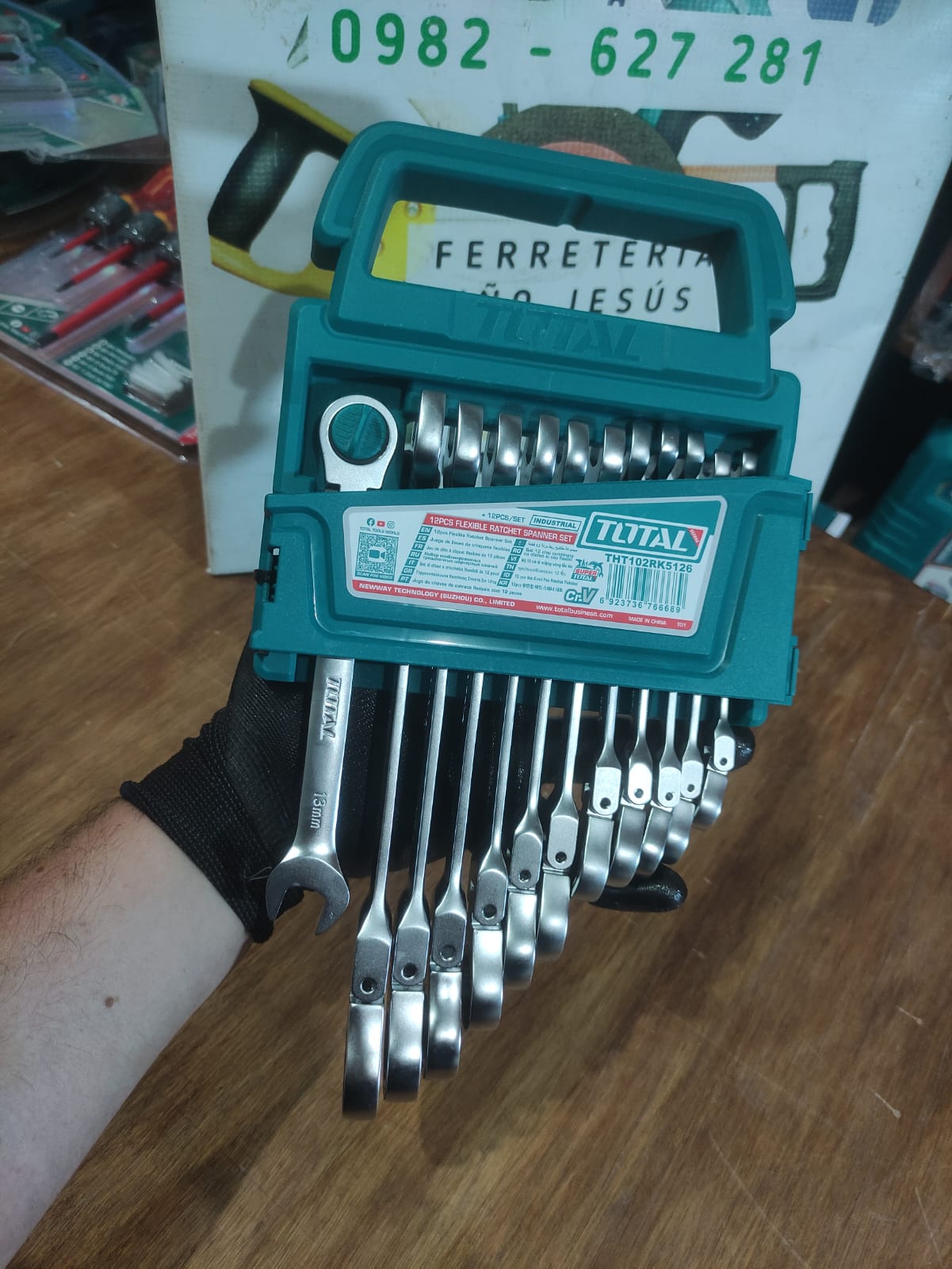 TOTAL LLAVE COMBINADA ARTICULADA 12PCS THT102RK5126