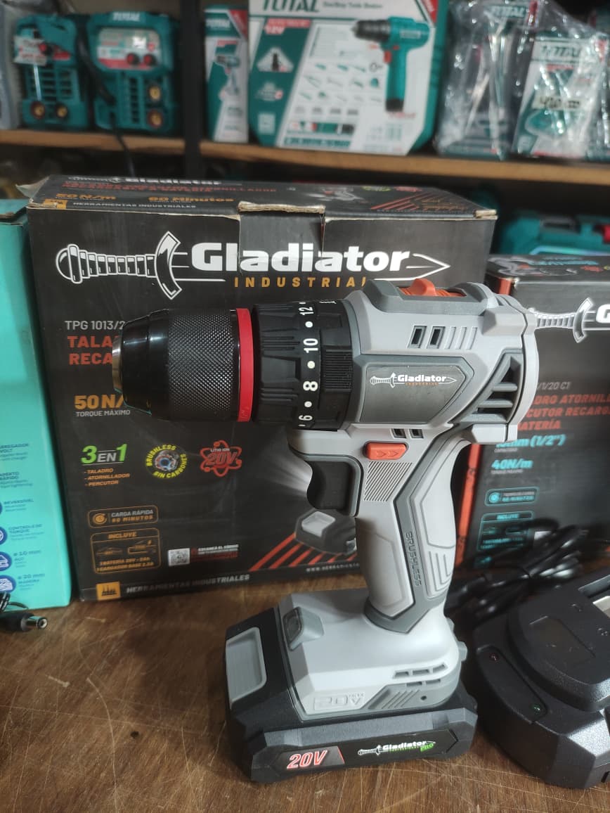 Taladro Percutor a Batería Gladiator 1013 13mm 20V 50Nm